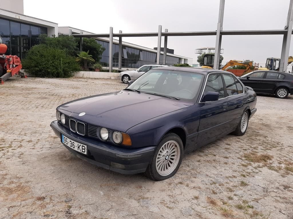 BMW 524 TD · Centro Logístico Leilosoc