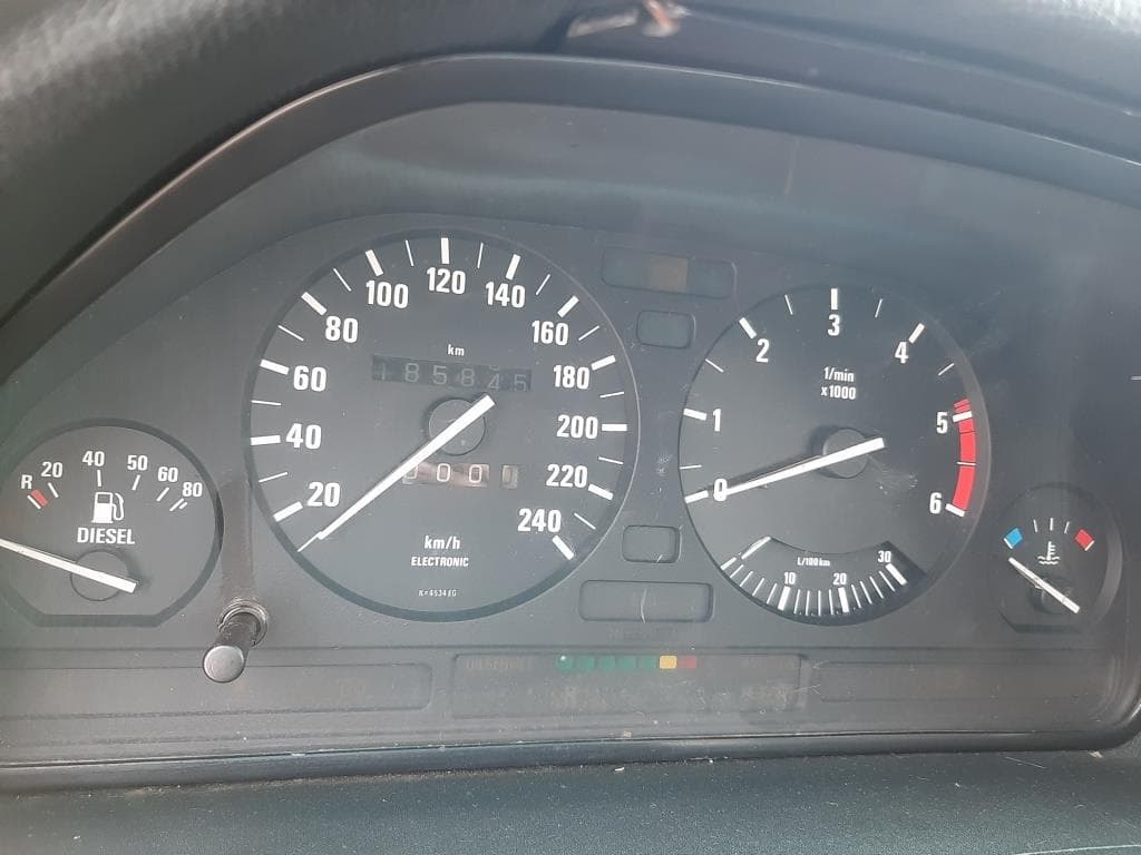 BMW 524 TD · Centro Logístico Leilosoc — imagem 12