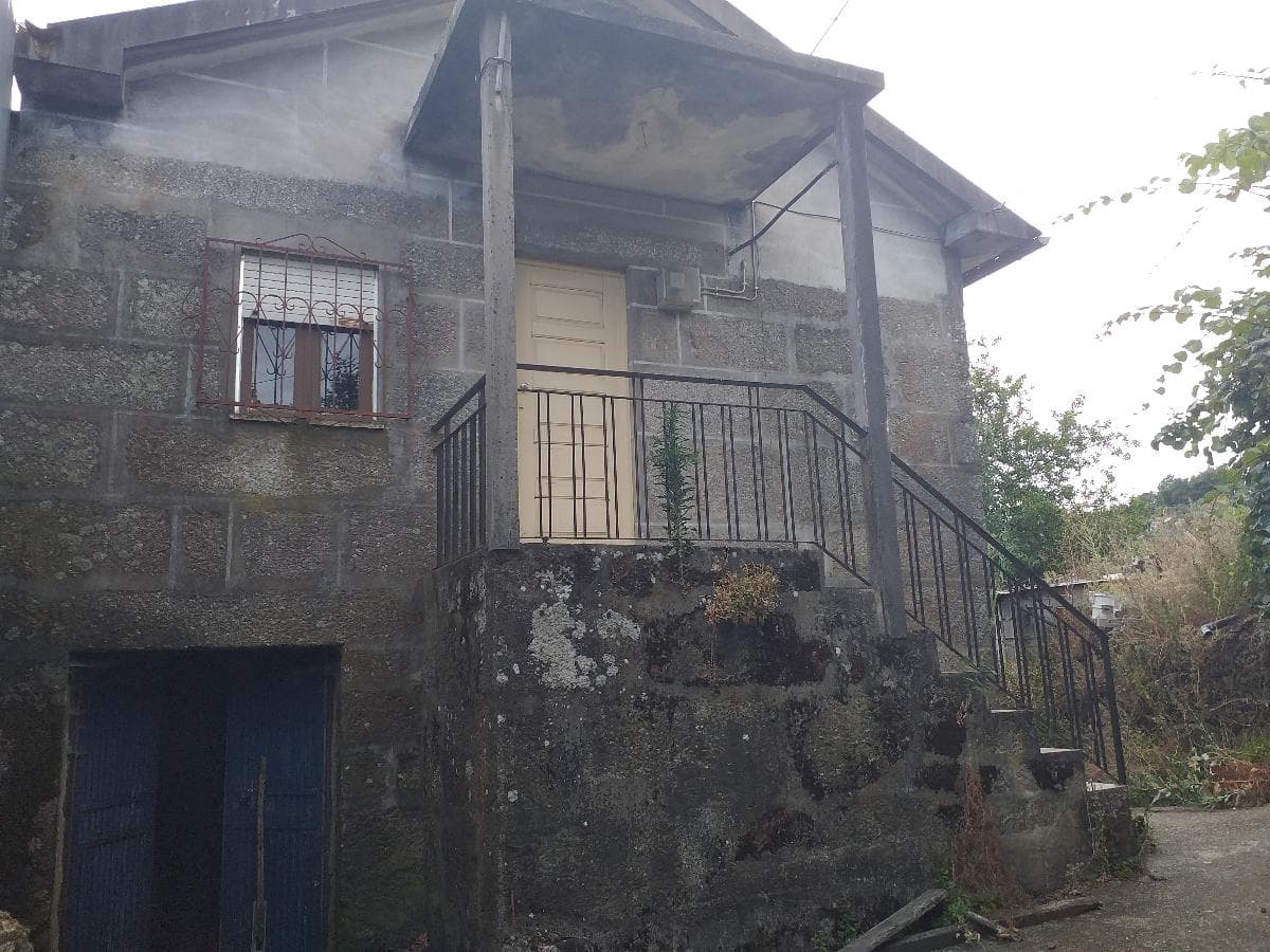 Moradia + Terrenos · Baião — imagen 1