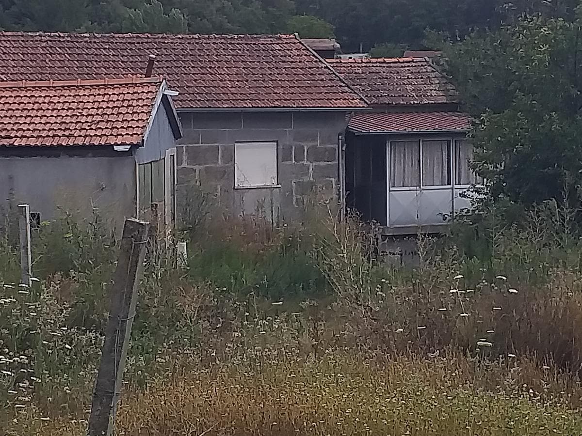 Moradia + Terrenos · Baião — imagen 4