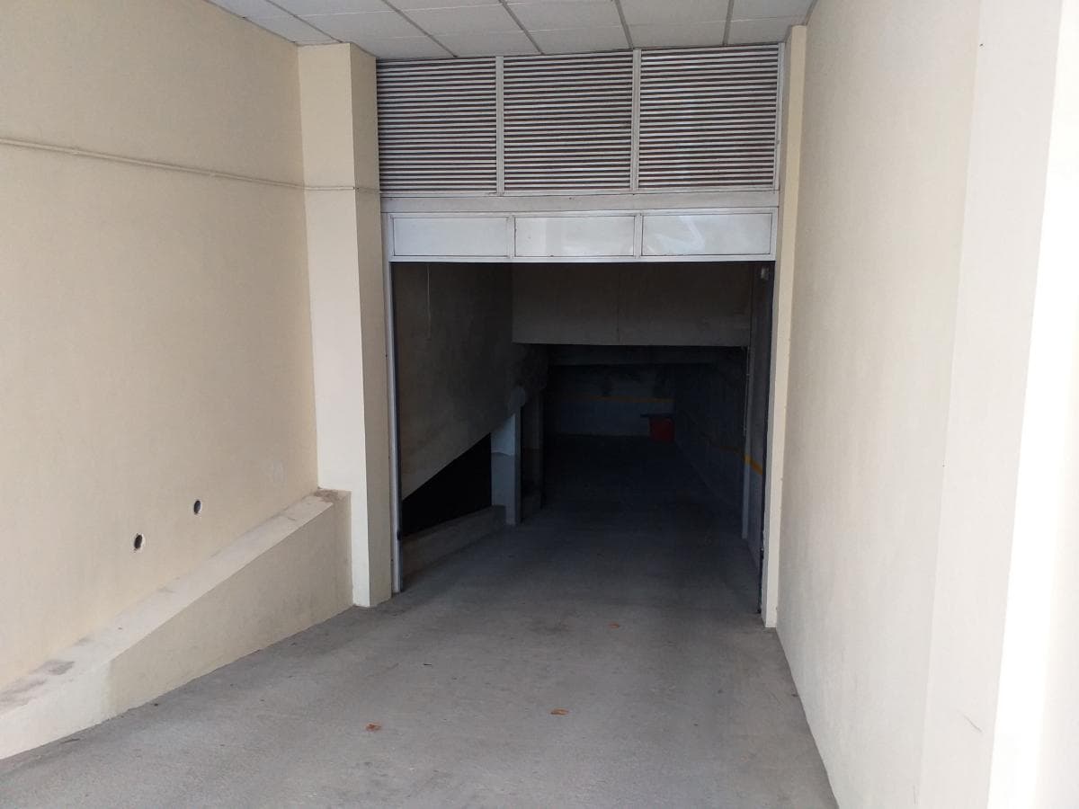 14 Apartamentos + 8 Escritórios · Valença — imagen 32