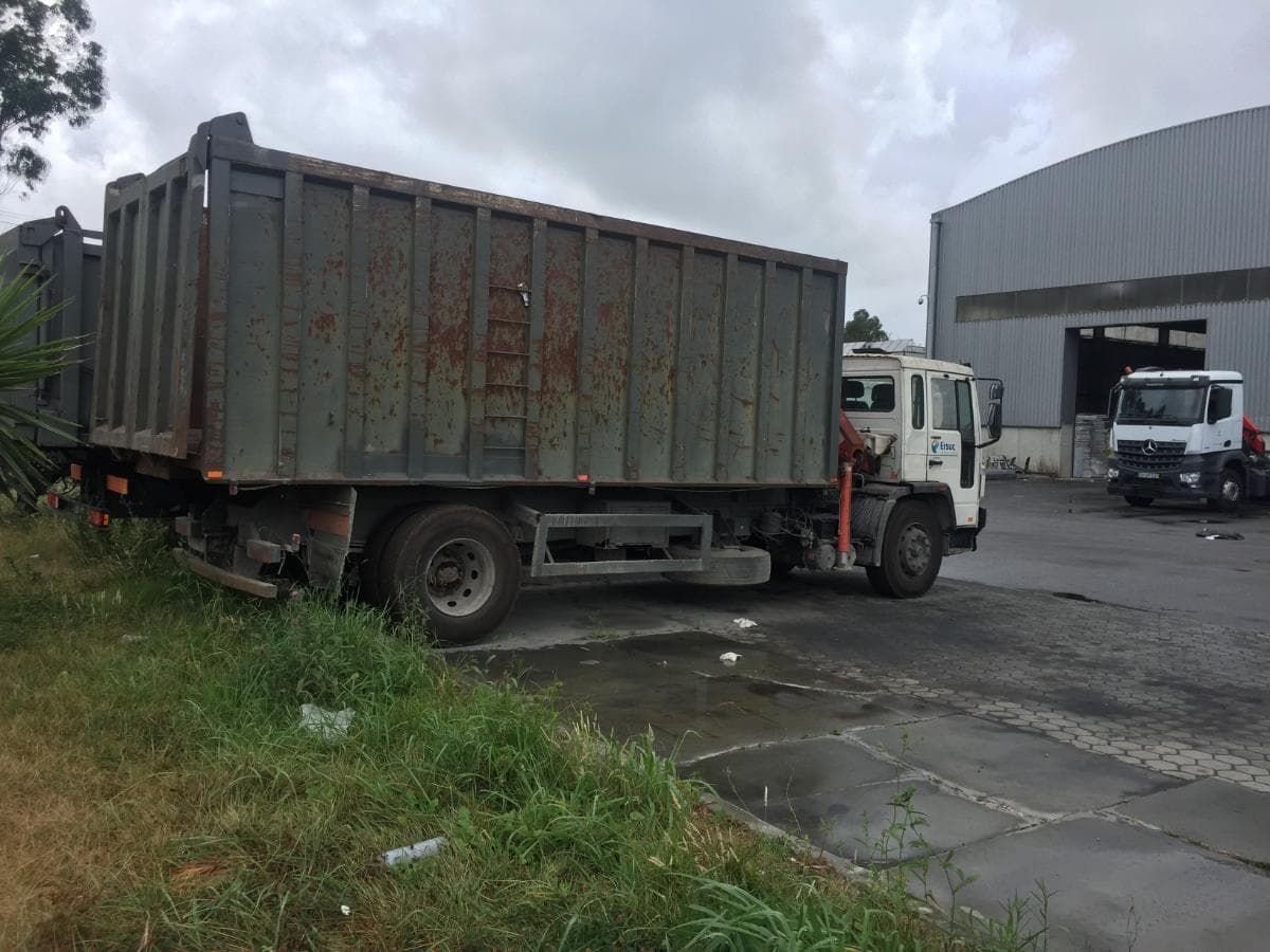 VOLVO FL 619-54 (4X2) — imagem 3