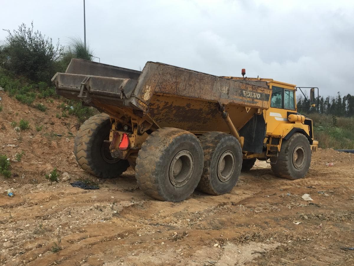 Dumper articulado — imagen 4