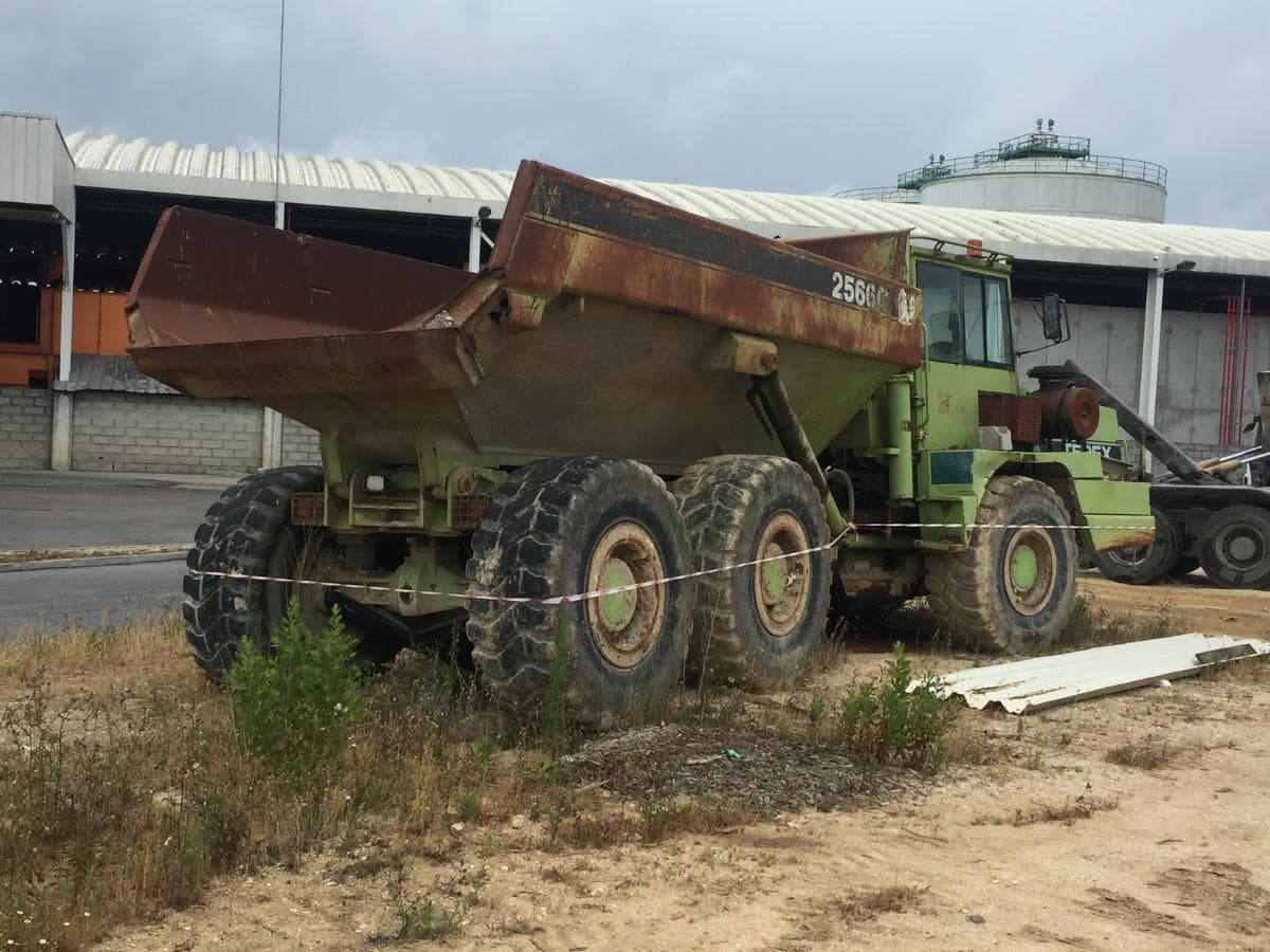 Dumper articulado — imagem 5