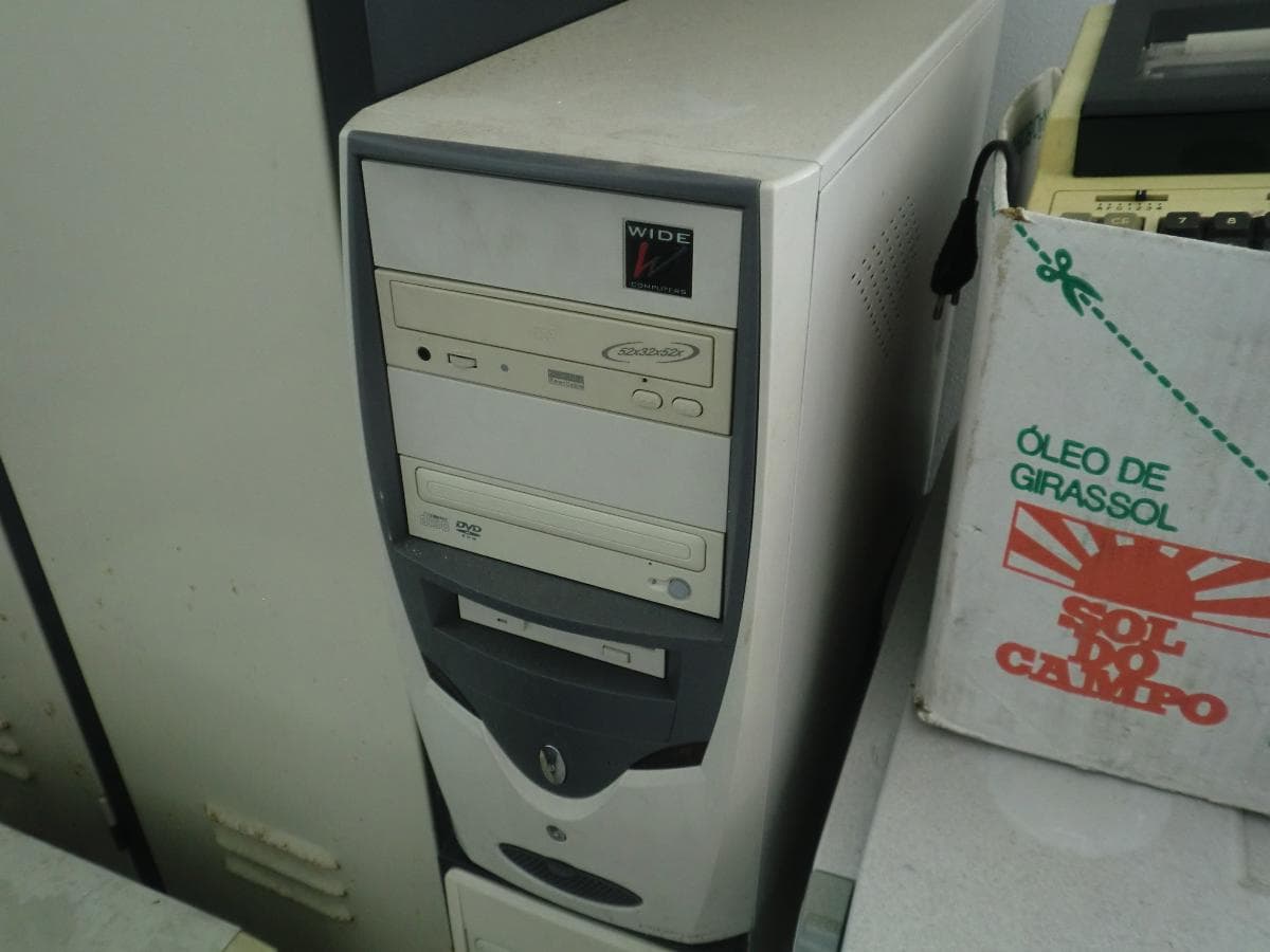 Material Informático · Mobiliário — image 6