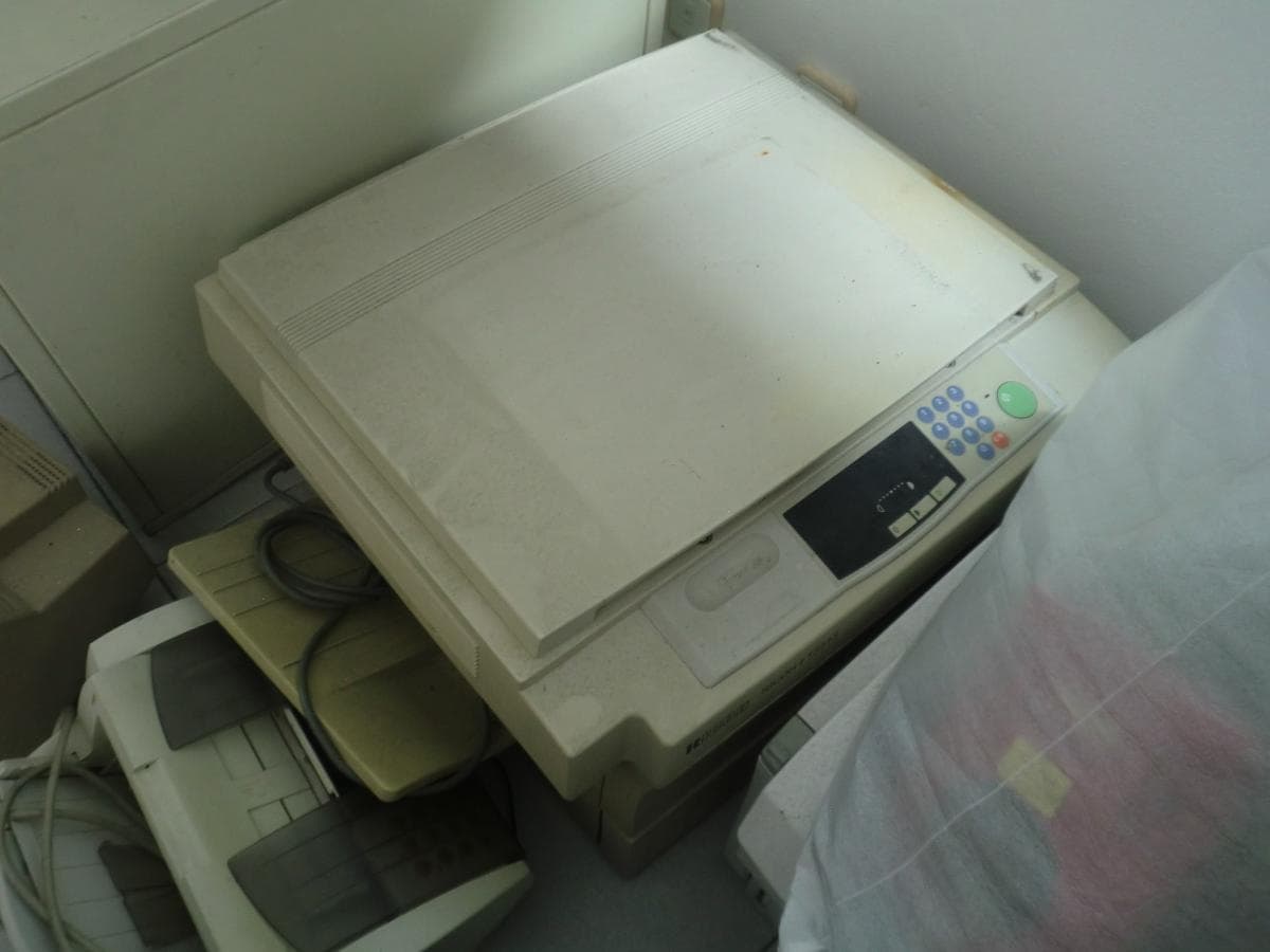 Material Informático · Mobiliário — image 10