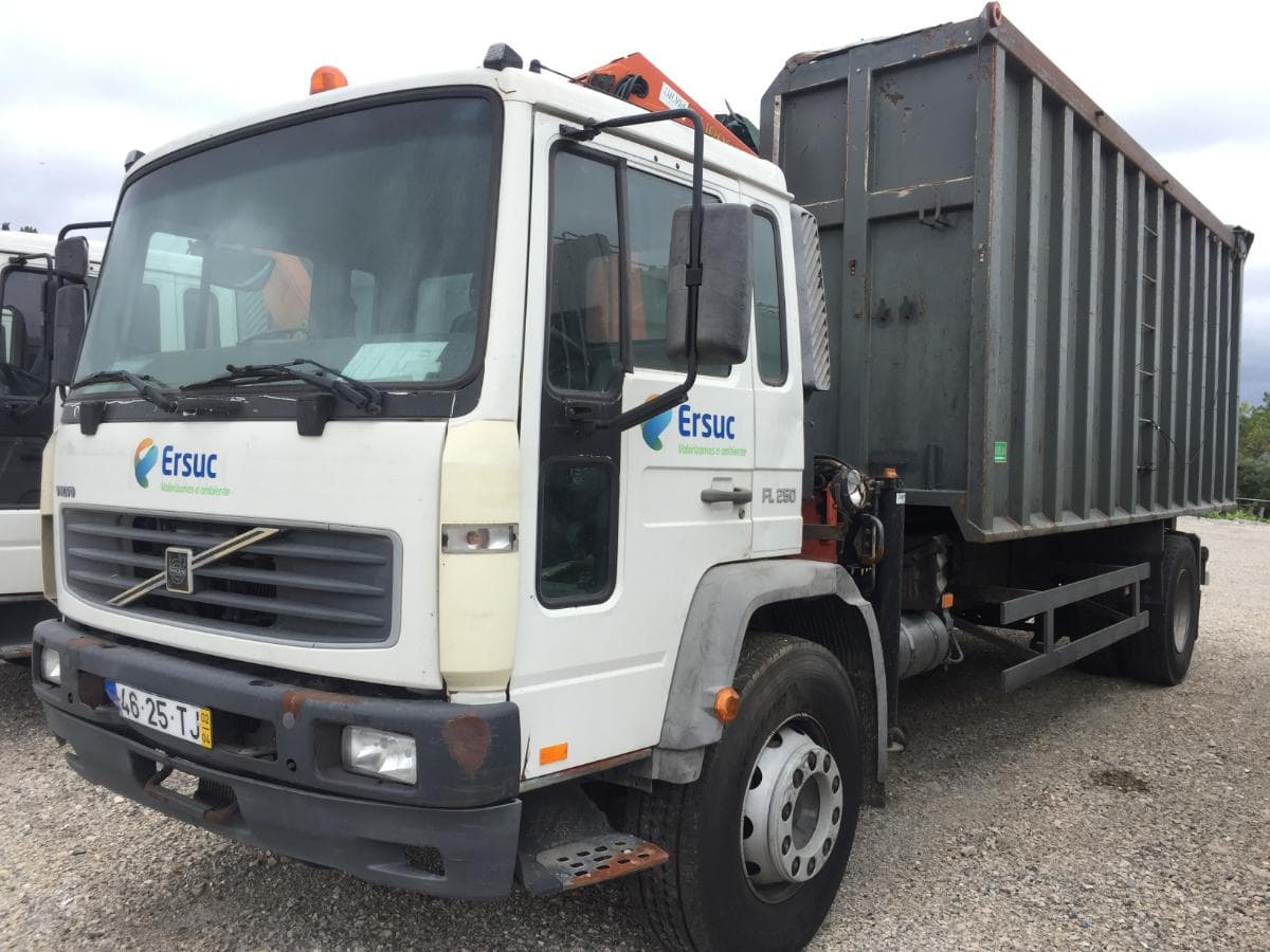 VOLVO FL 250 — image 1