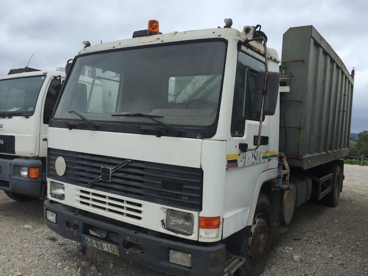 VOLVO FL 7-260 — imagen 1