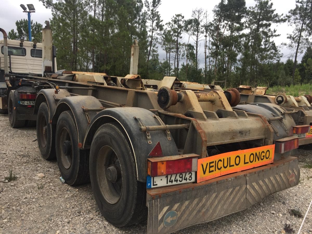 Semirreboque de 3 eixos — imagen 3