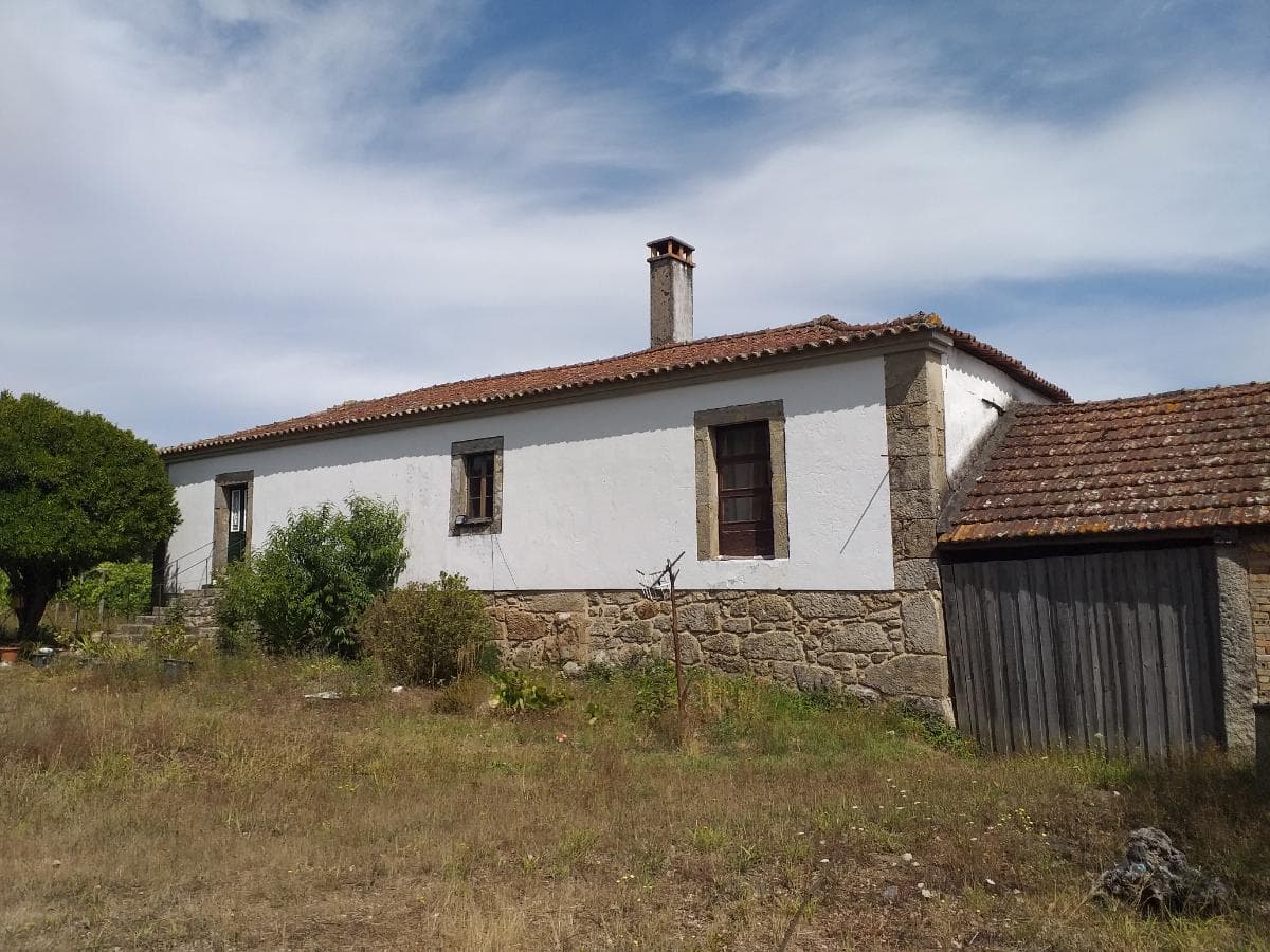 Quinta c/ Vinha · Valença — imagem 1
