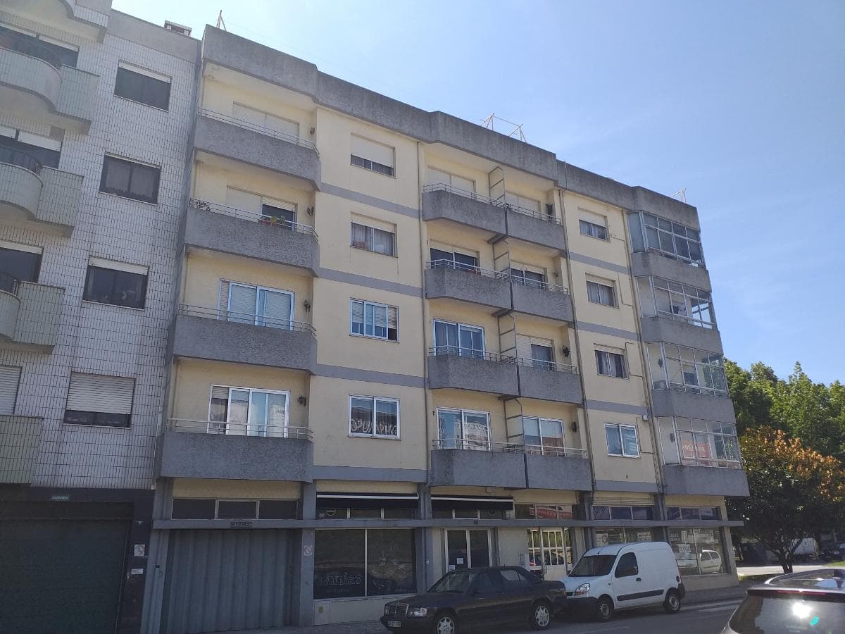 Apartamento T3 · São João da Madeira — image 12
