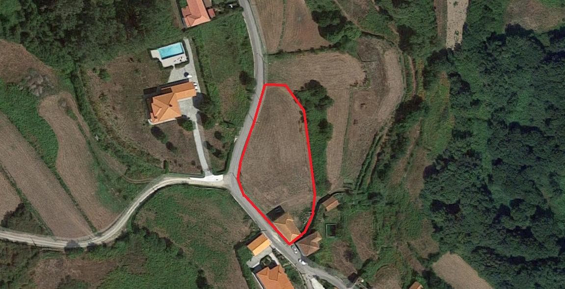 Moradia + Terrenos · Vila Nova de Cerveira — imagem 32
