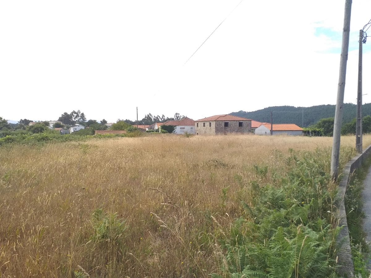 Moradia + Terrenos · Vila Nova de Cerveira — imagem 8