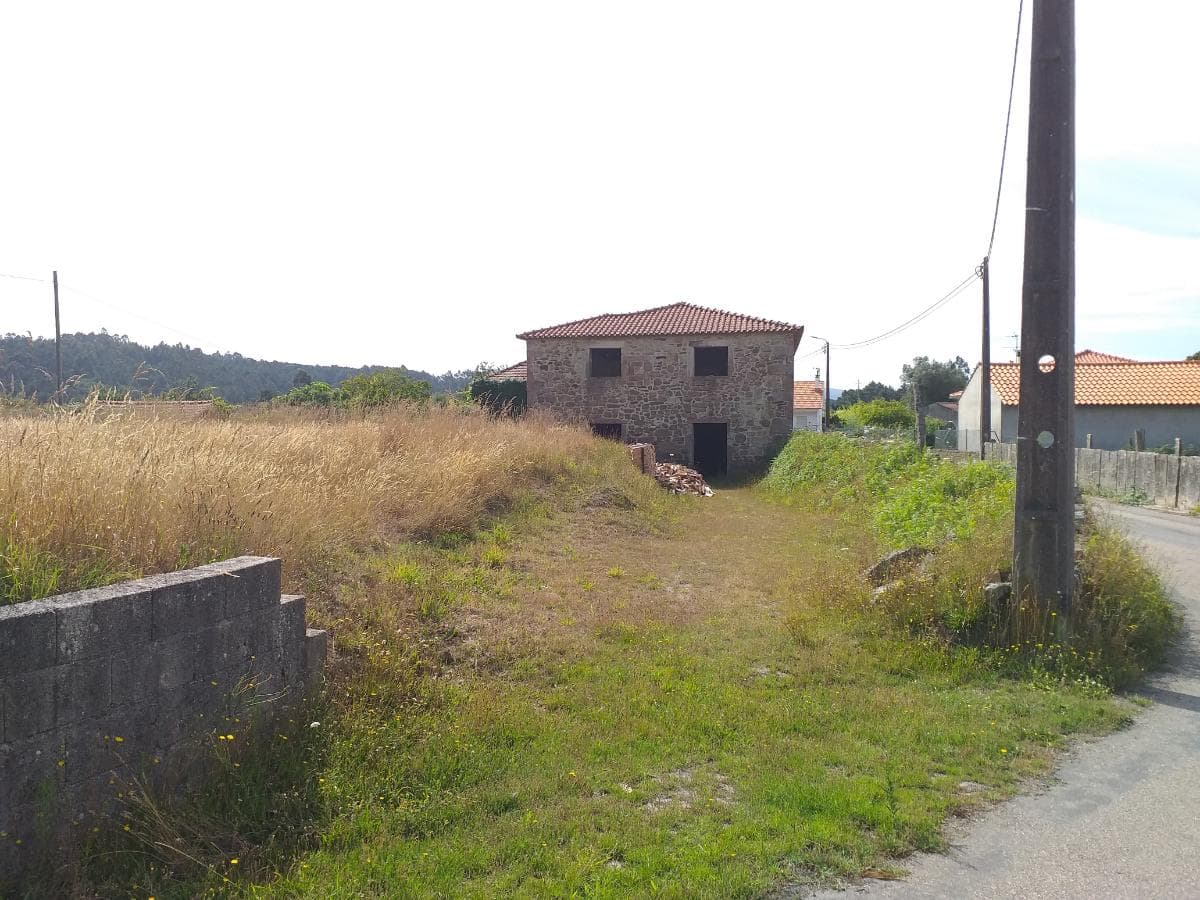 Moradia + Terrenos · Vila Nova de Cerveira — imagem 13
