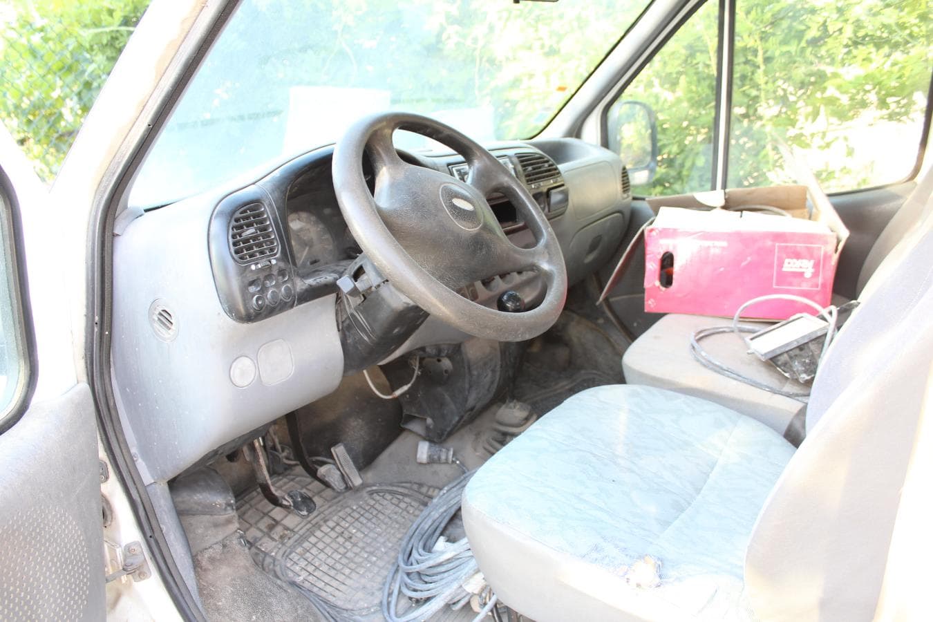 Ford Transit · Coruche — imagen 7
