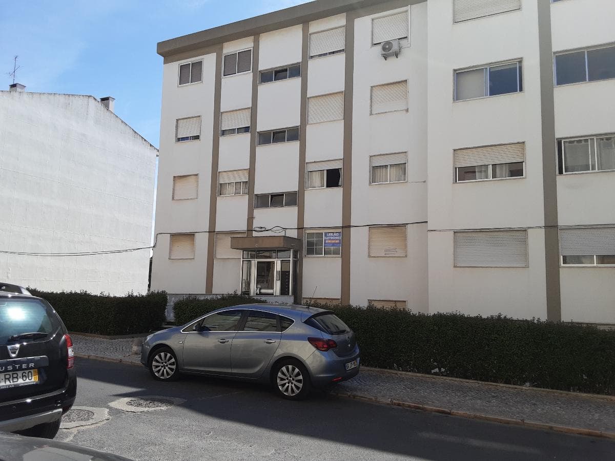 Apartamento T2 · Loures — imagem 1