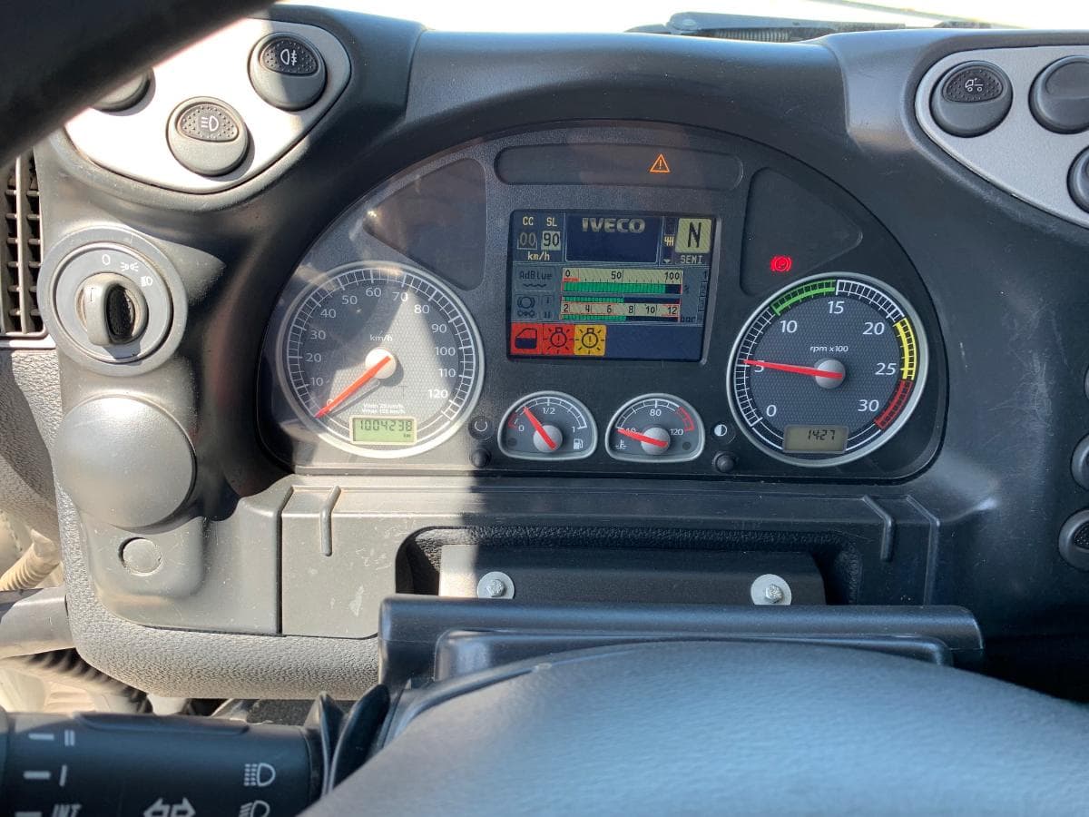 Iveco Stralis 450 — imagem 7