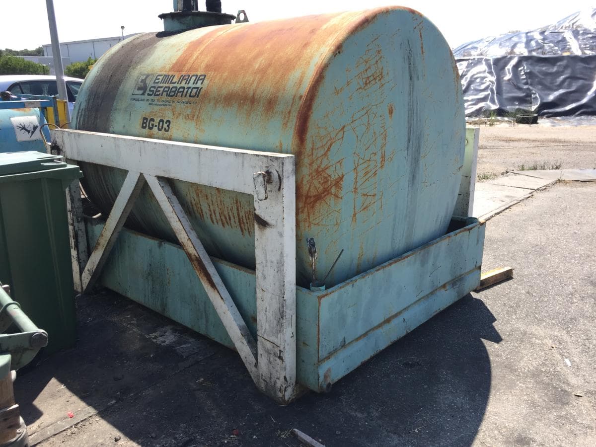 Depósito con capacidad para 3000 Lt. — imagen 3