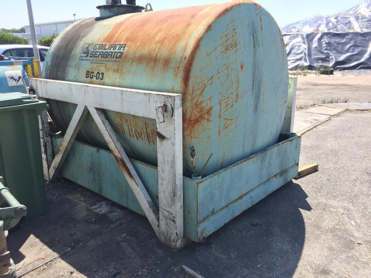 Depósito con capacidad para 3000 Lt. — imagen 4