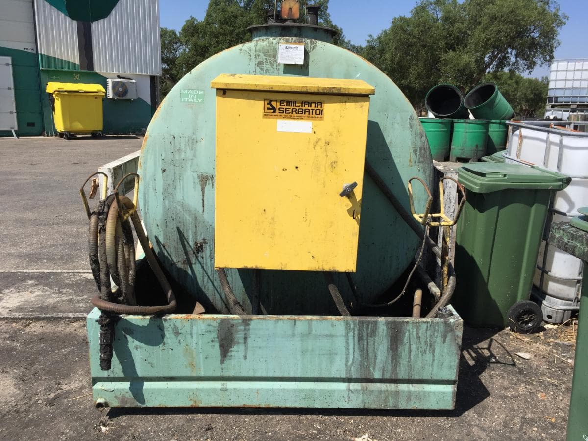 Depósito con capacidad para 3000 Lt. — imagen 6