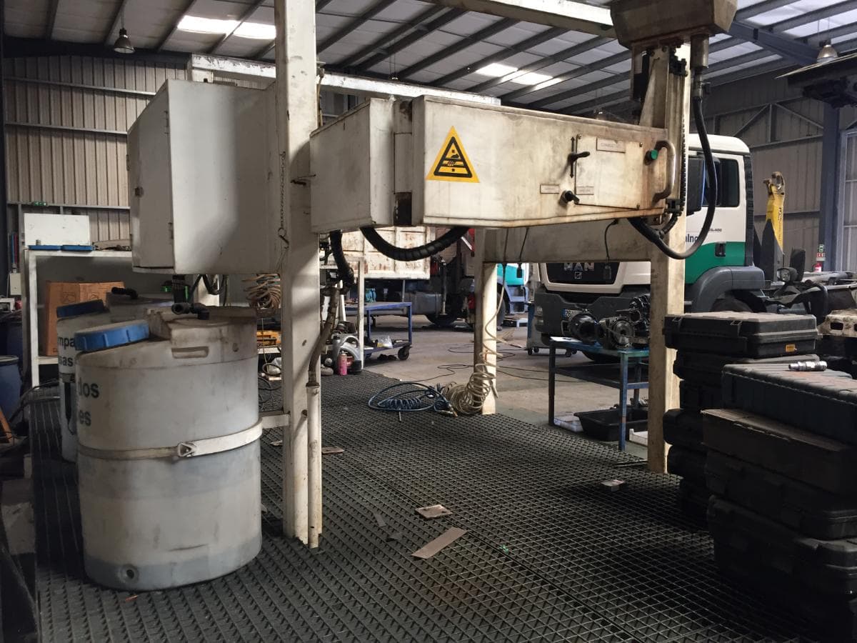 Mobile vehicle decontamination — image 11