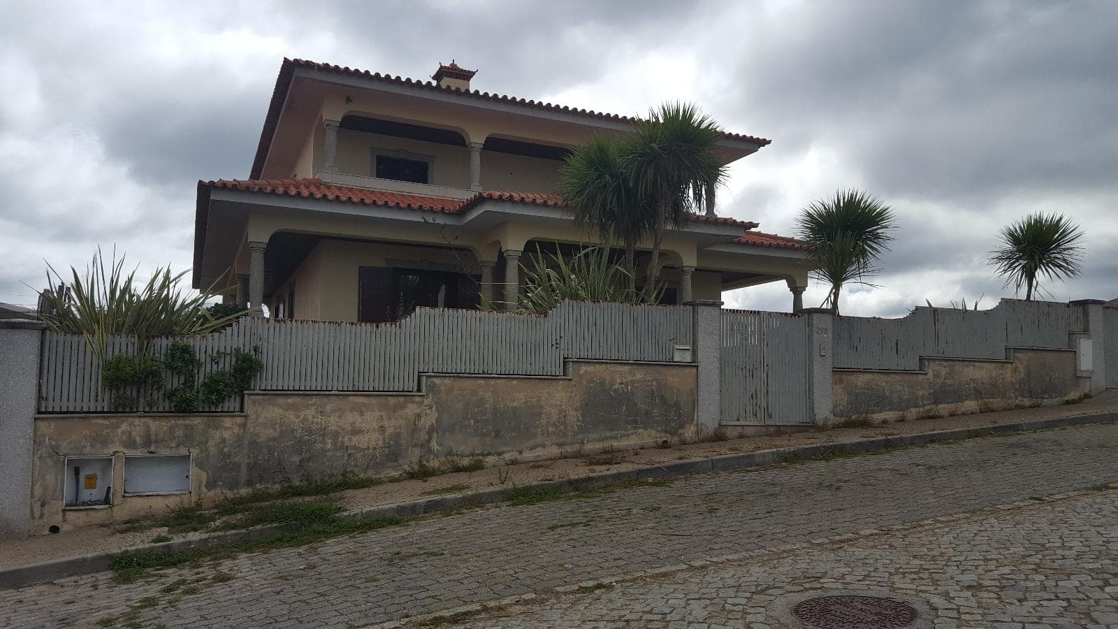 Terreno c/Benfeitoria · S. M. Feira — imagem 1