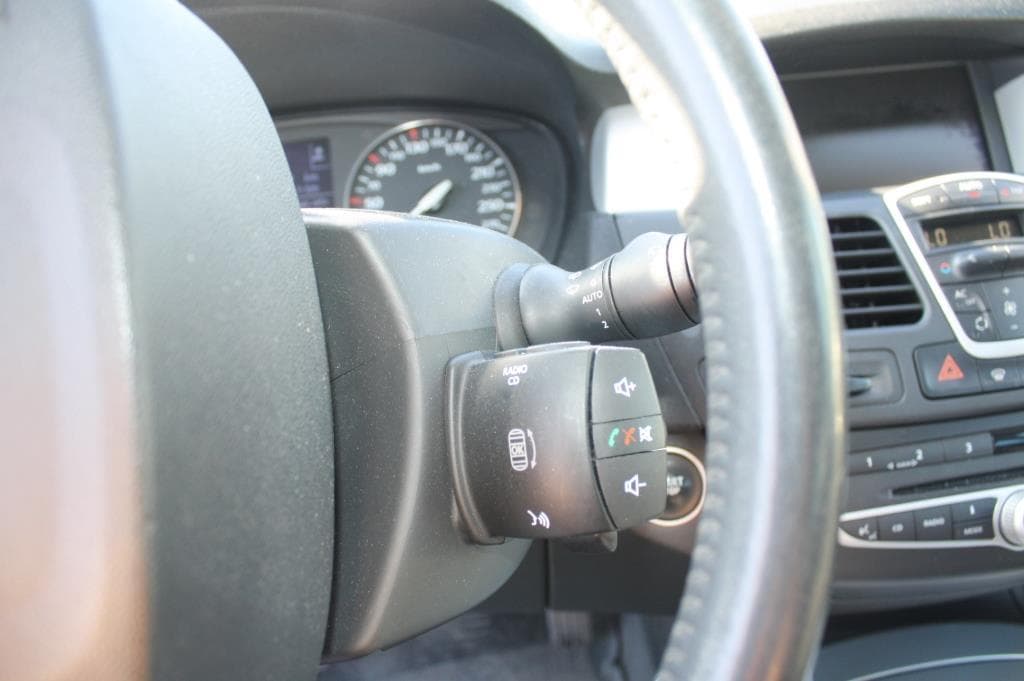 Renault Laguna — imagen 12