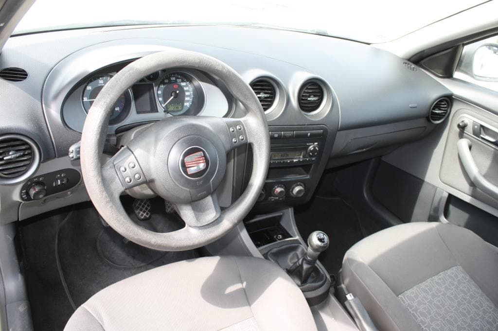Seat Ibiza · Ano 2007 — imagem 4