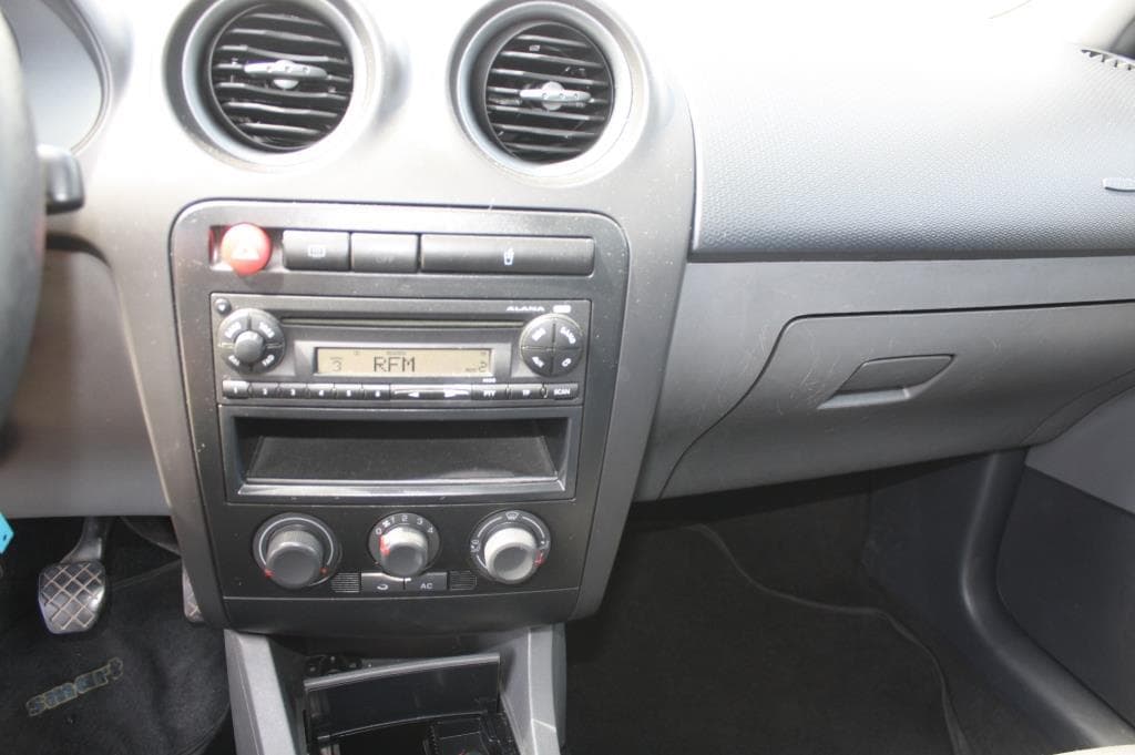 Seat Ibiza · Ano 2007 — imagem 7