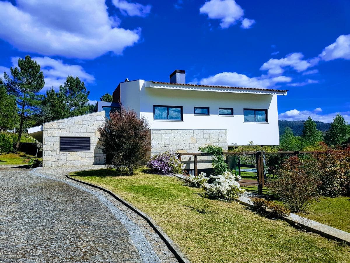 Moradia V4 c/piscina · Mondim de Basto — imagem 15