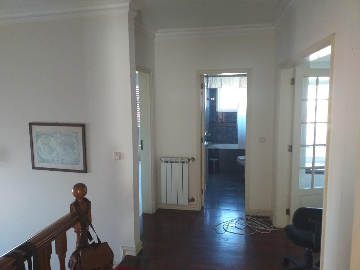 Edifício c/ Apartamento T3 e Lojas · Viana do Castelo — imagem 10