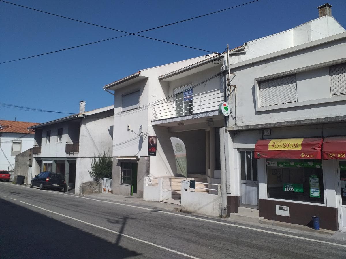 Edifício c/ Apartamento T3 e Lojas · Viana do Castelo — imagem 14