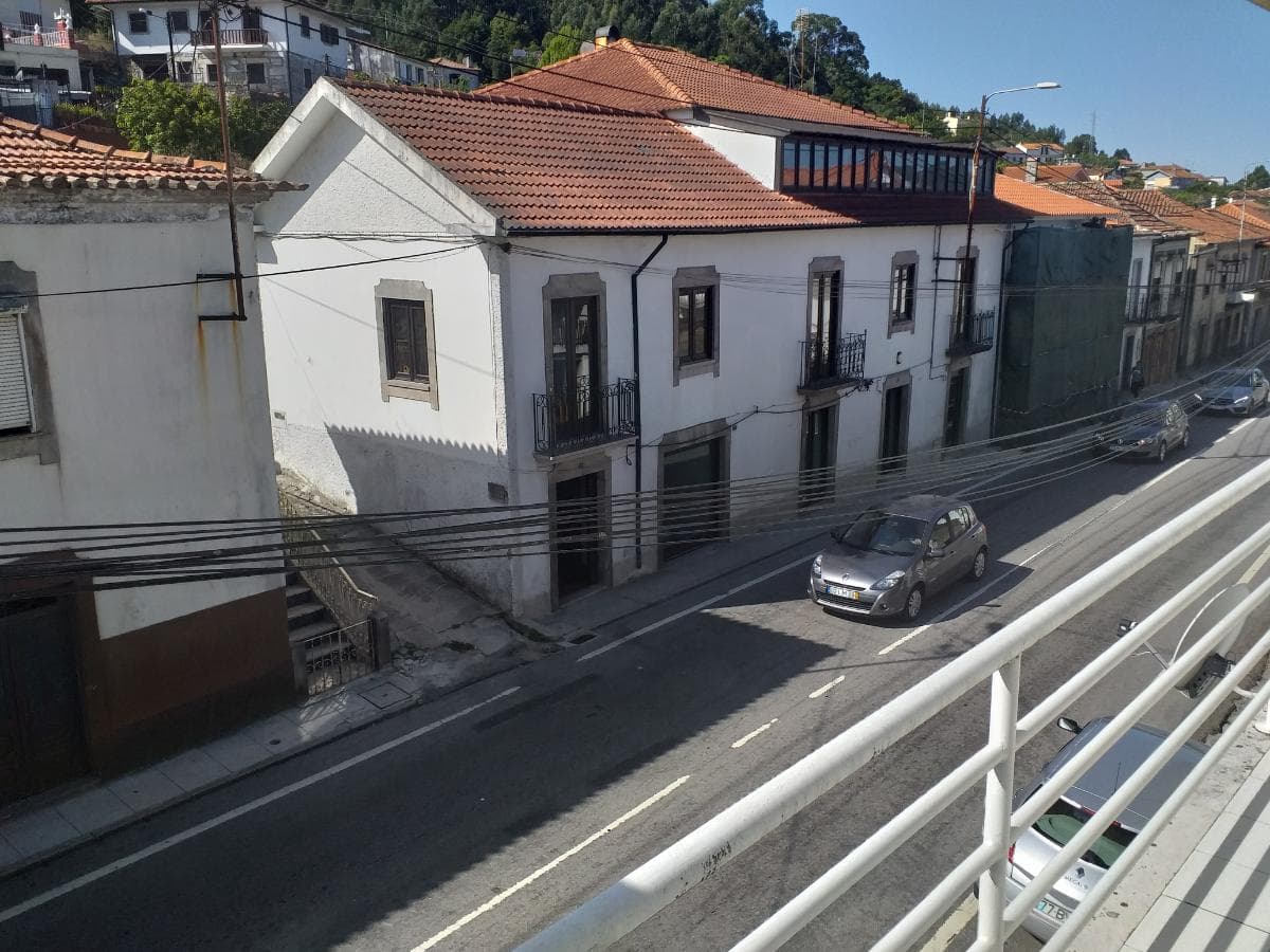 Edifício c/ Apartamento T3 e Lojas · Viana do Castelo — imagem 15
