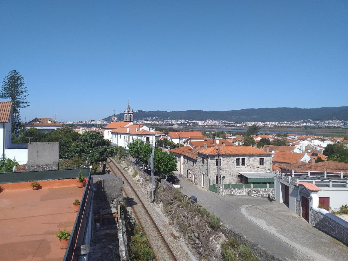 Edifício c/ Apartamento T3 e Lojas · Viana do Castelo — imagem 18