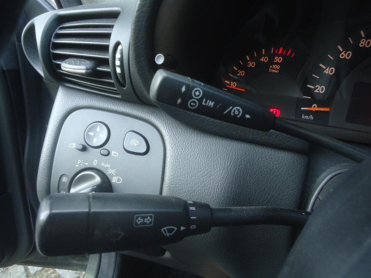 Mercedes-Benz C270, 44-74-VJ · Paredes — imagen 11