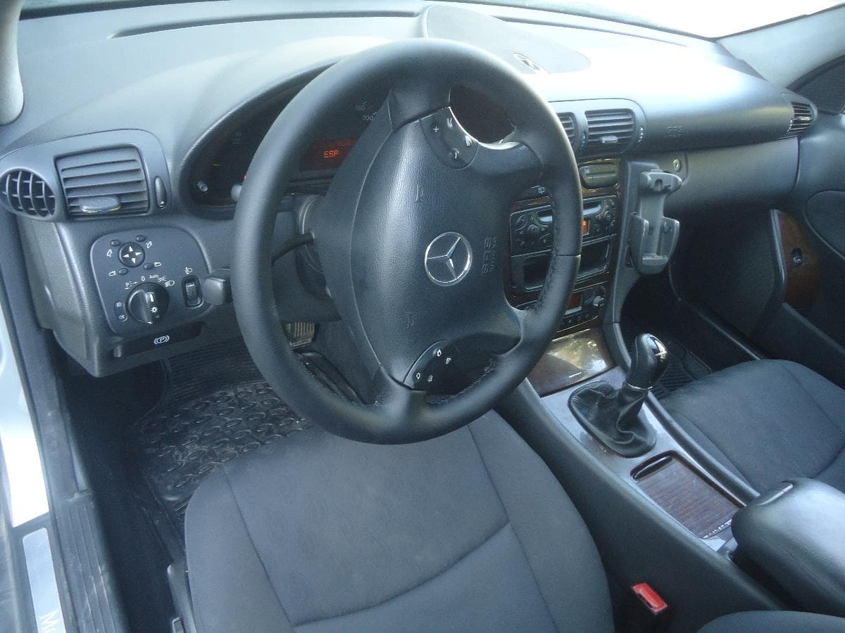 Mercedes-Benz C220, 23-19-SF · Paredes — imagem 11