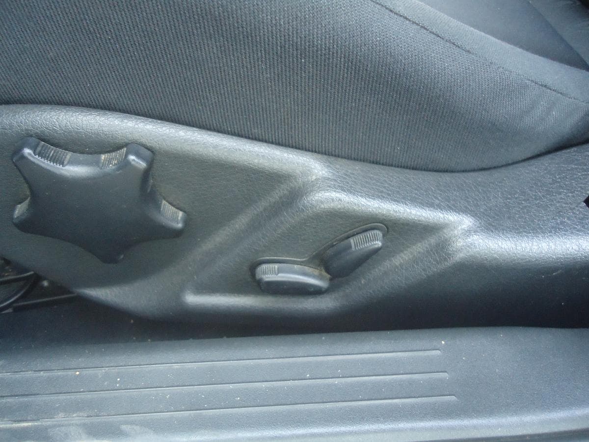 Mercedes-Benz C220, 23-19-SF · Paredes — imagem 12
