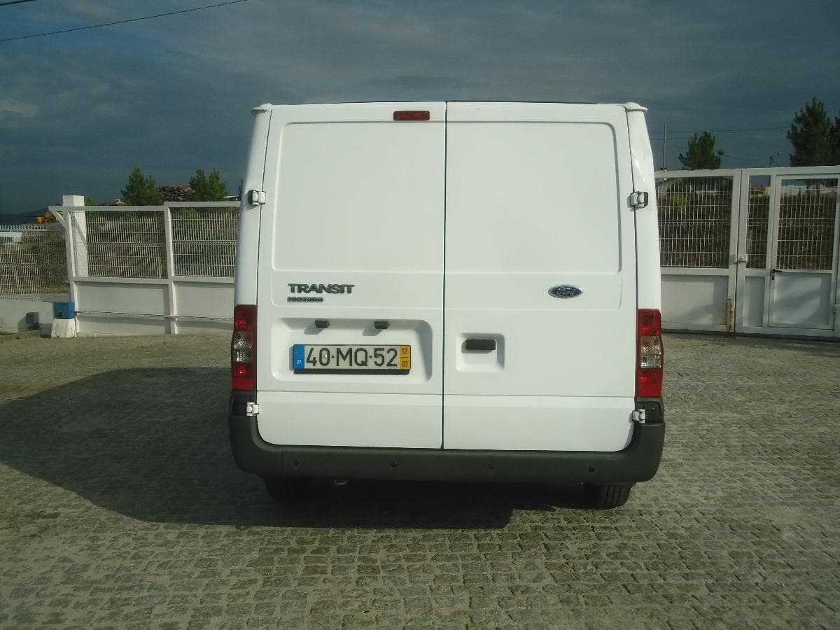 Ford Transit, 40-MQ-52 · Paredes — imagem 5