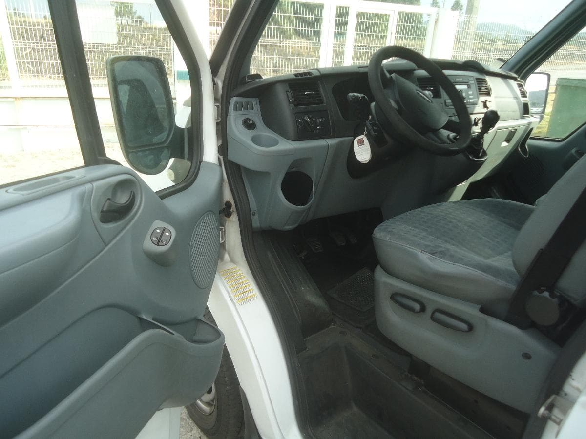 Ford Transit, 40-MQ-52 · Paredes — imagem 9