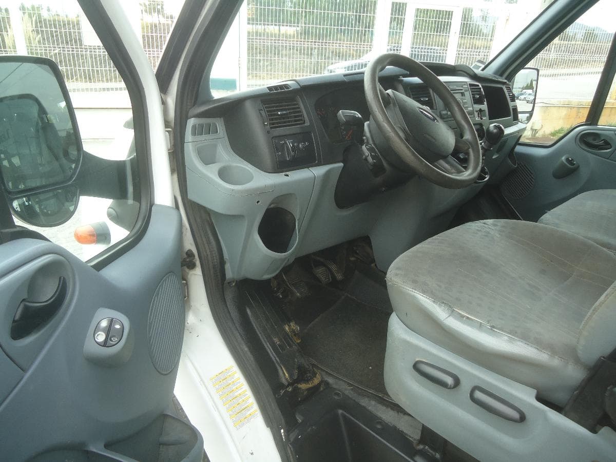 Ford Transit 2.2 TDCI — imagen 8