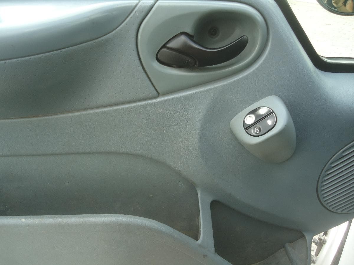 Ford Transit 2.2 TDCI — imagen 10