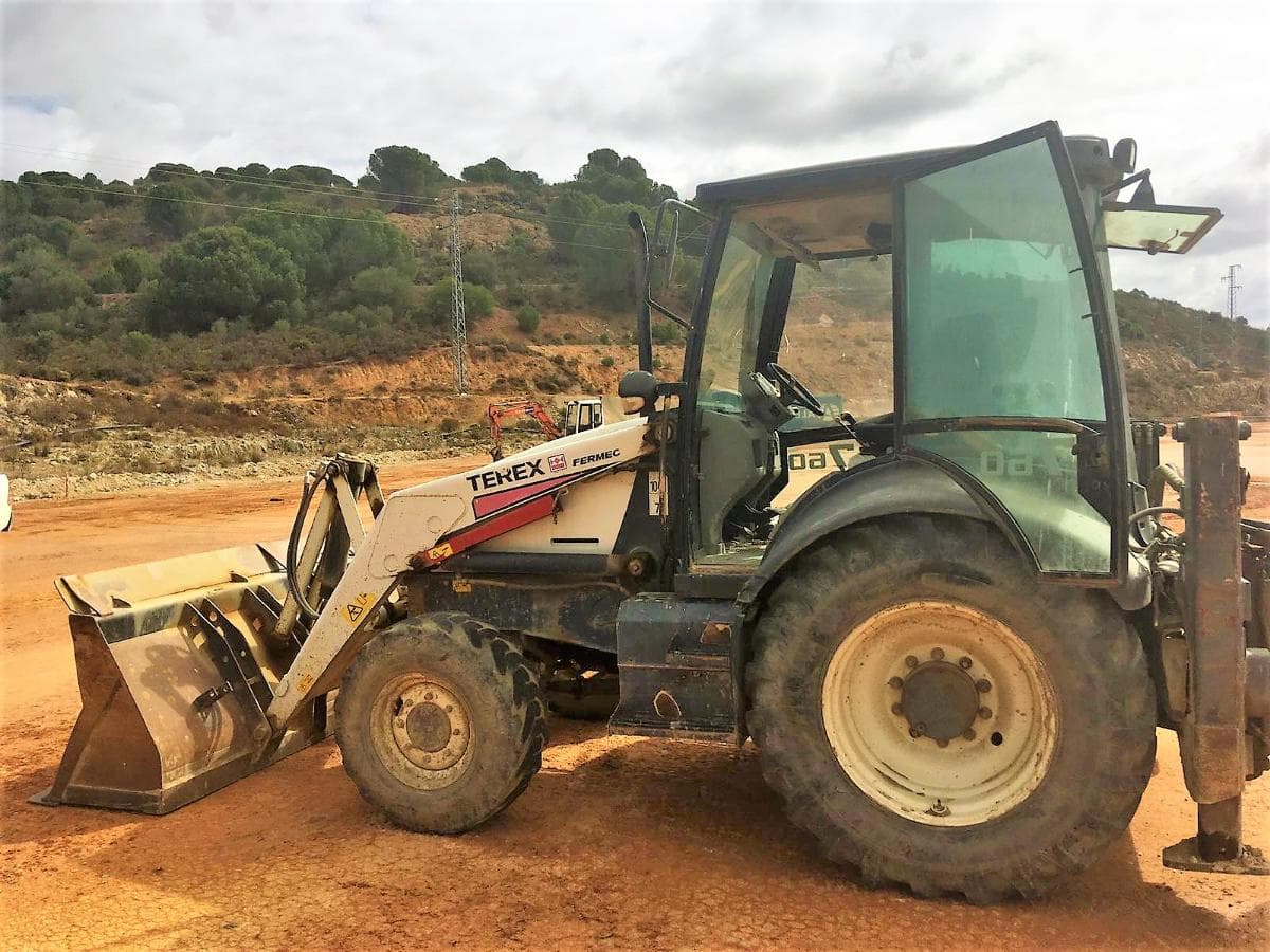Retroescavadora mixta Terex 760 — imagem 4