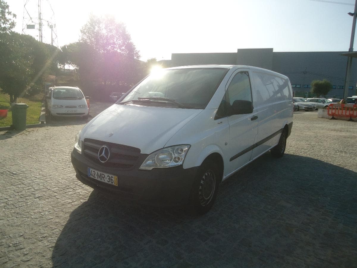 Mercedes-Benz Vito, 42-MR-36 · Paredes — imagem 3