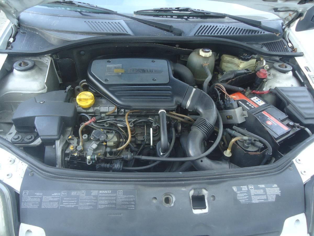 Renault Clio 1.9 D, 48-40-NX · Paredes — imagem 16