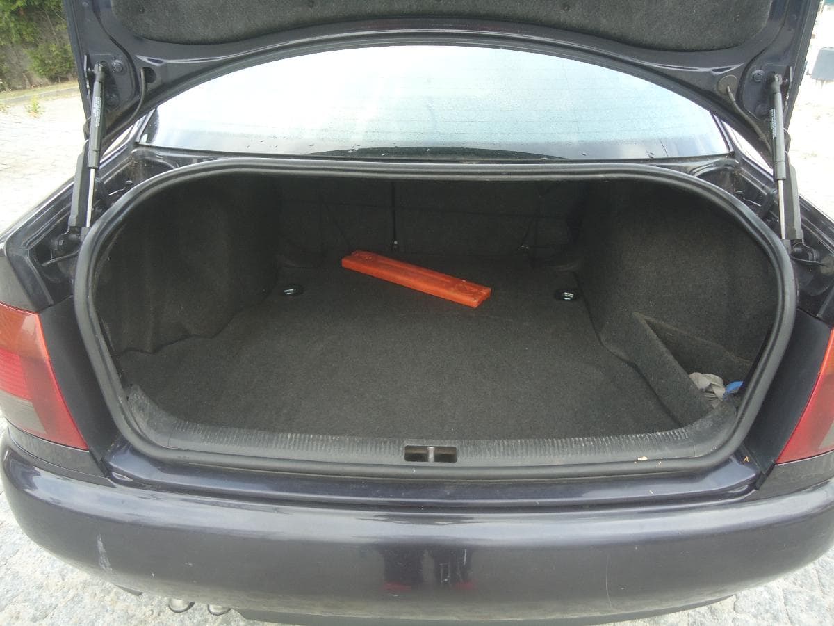Audi A4 1.9 TDI · Centro Logístico Leilosoc — imagem 15