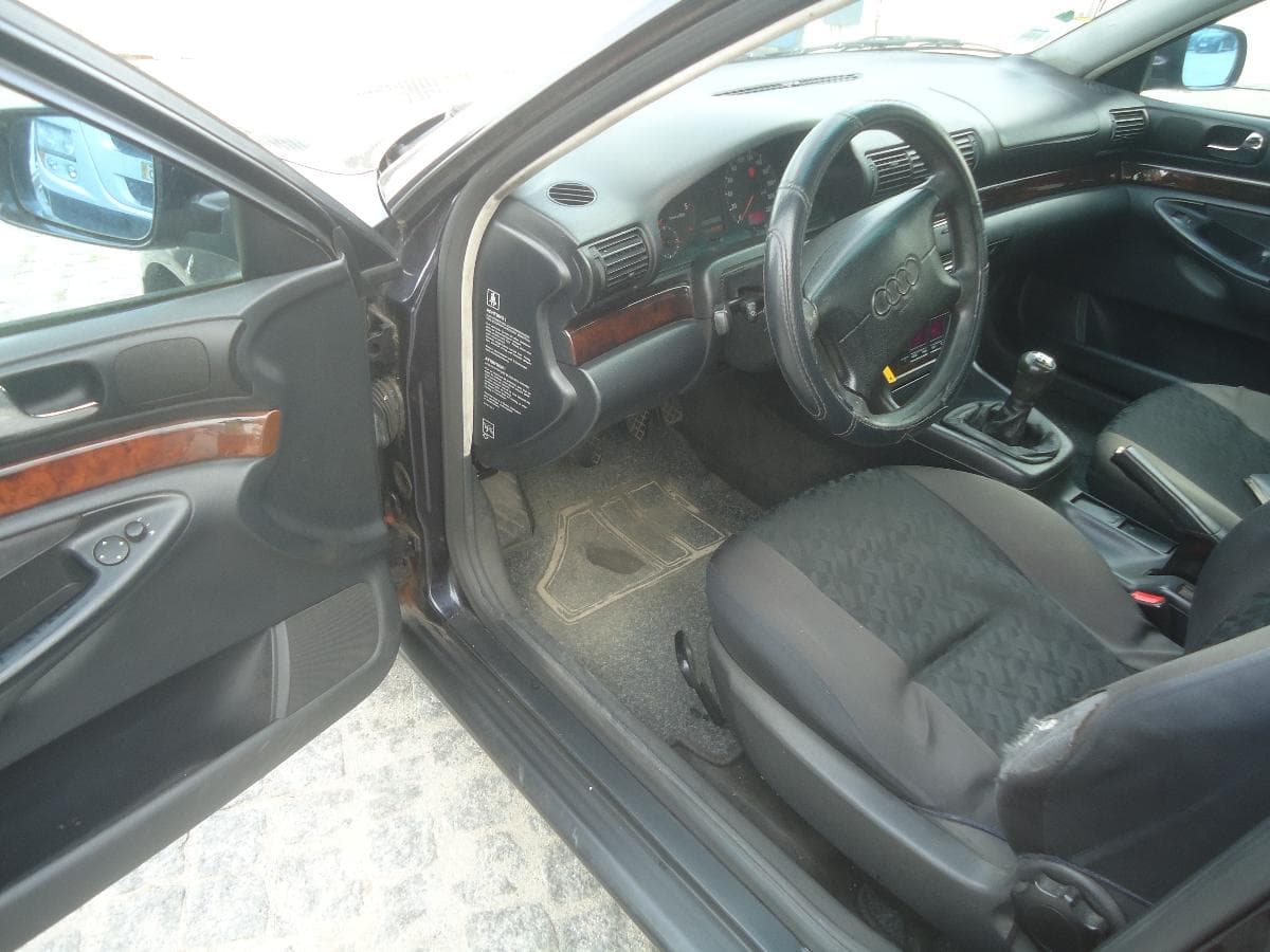 Audi A4 1.9 TDI · Centro Logístico Leilosoc — imagem 7