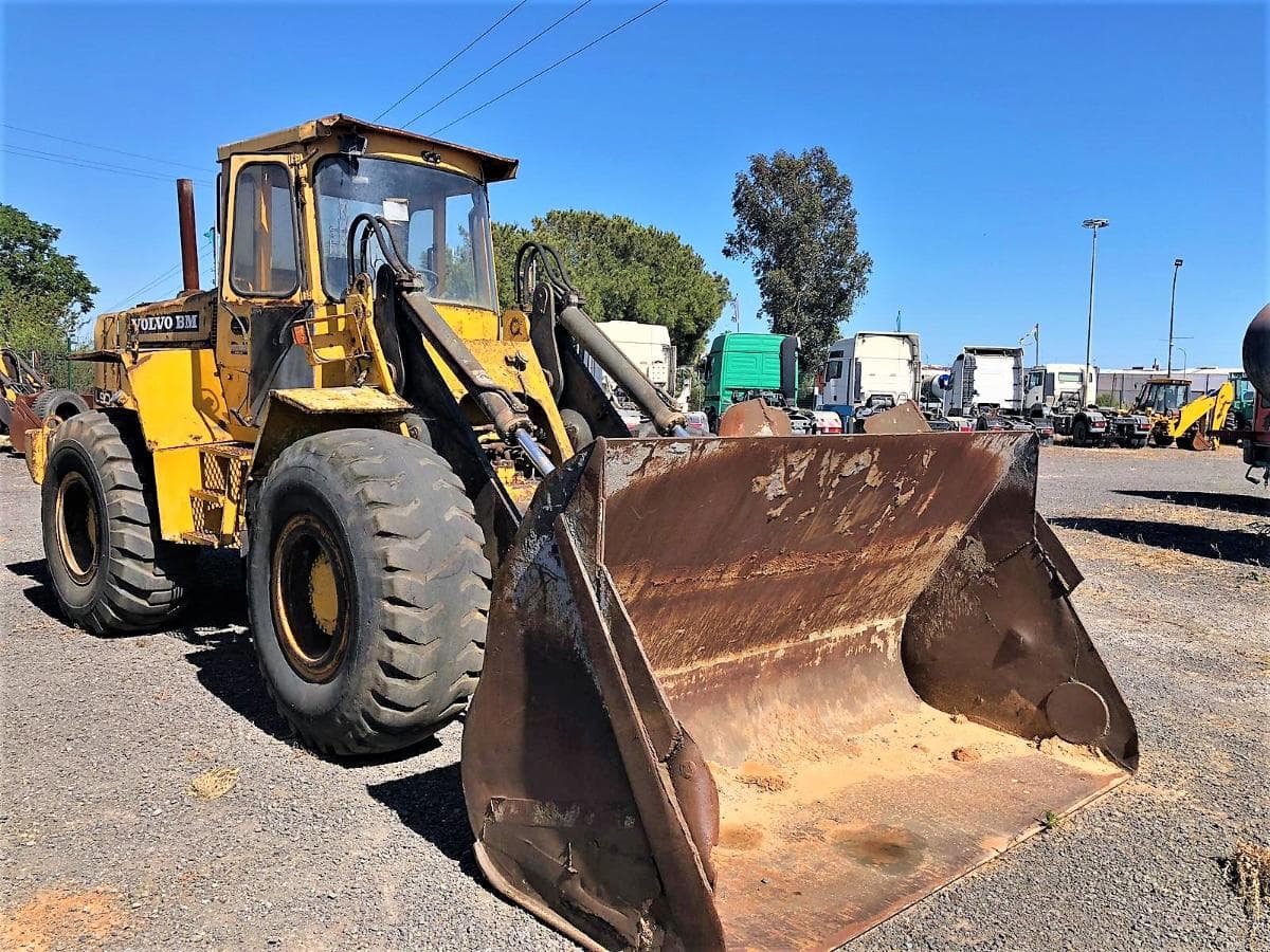 Pala Volvo L90 — imagem 1