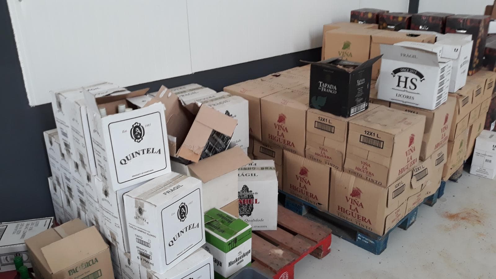 Equipamento Escritório + Stock de existências — imagem 1