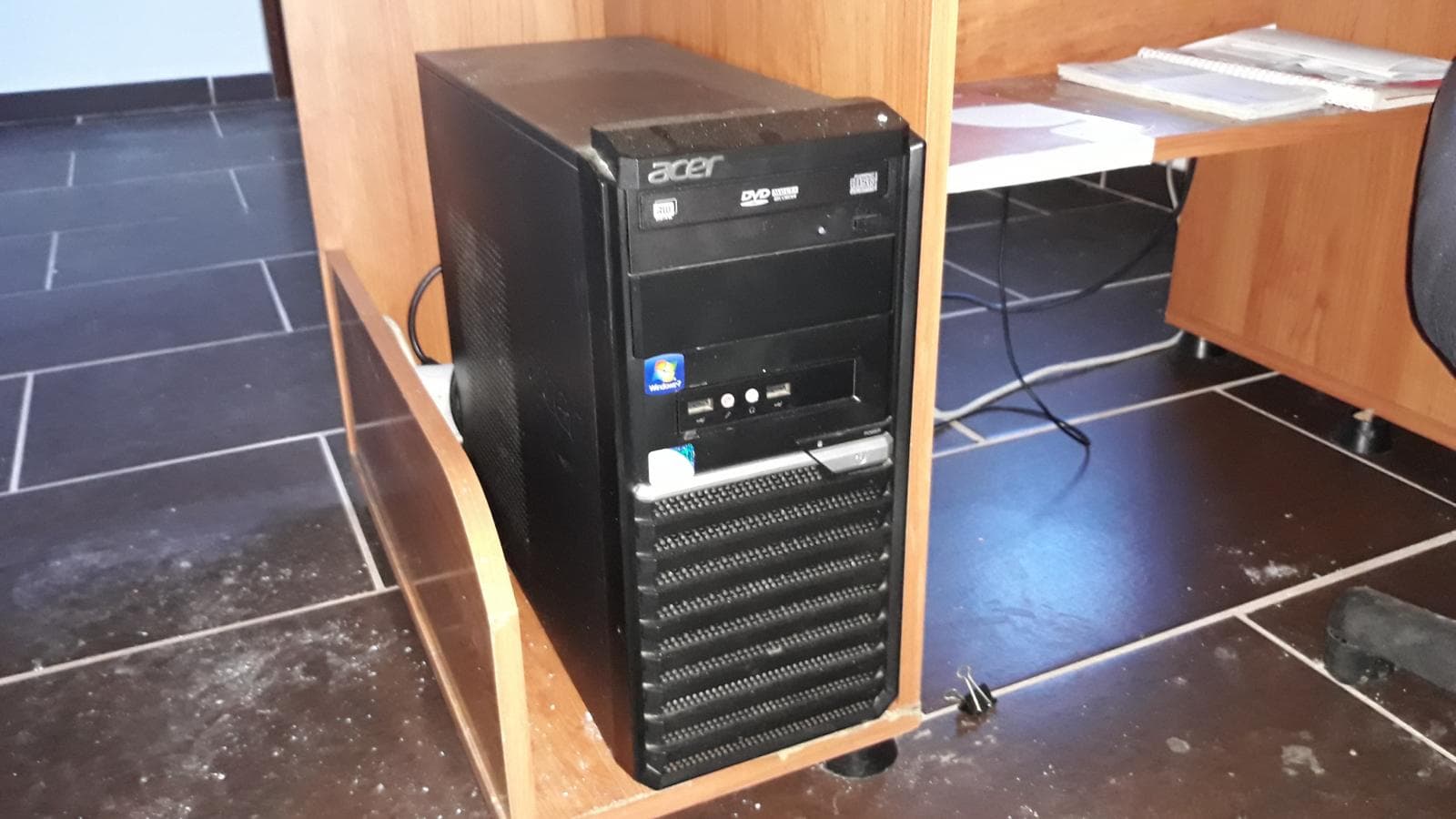 Equipamento Escritório + Stock de existências — imagem 8