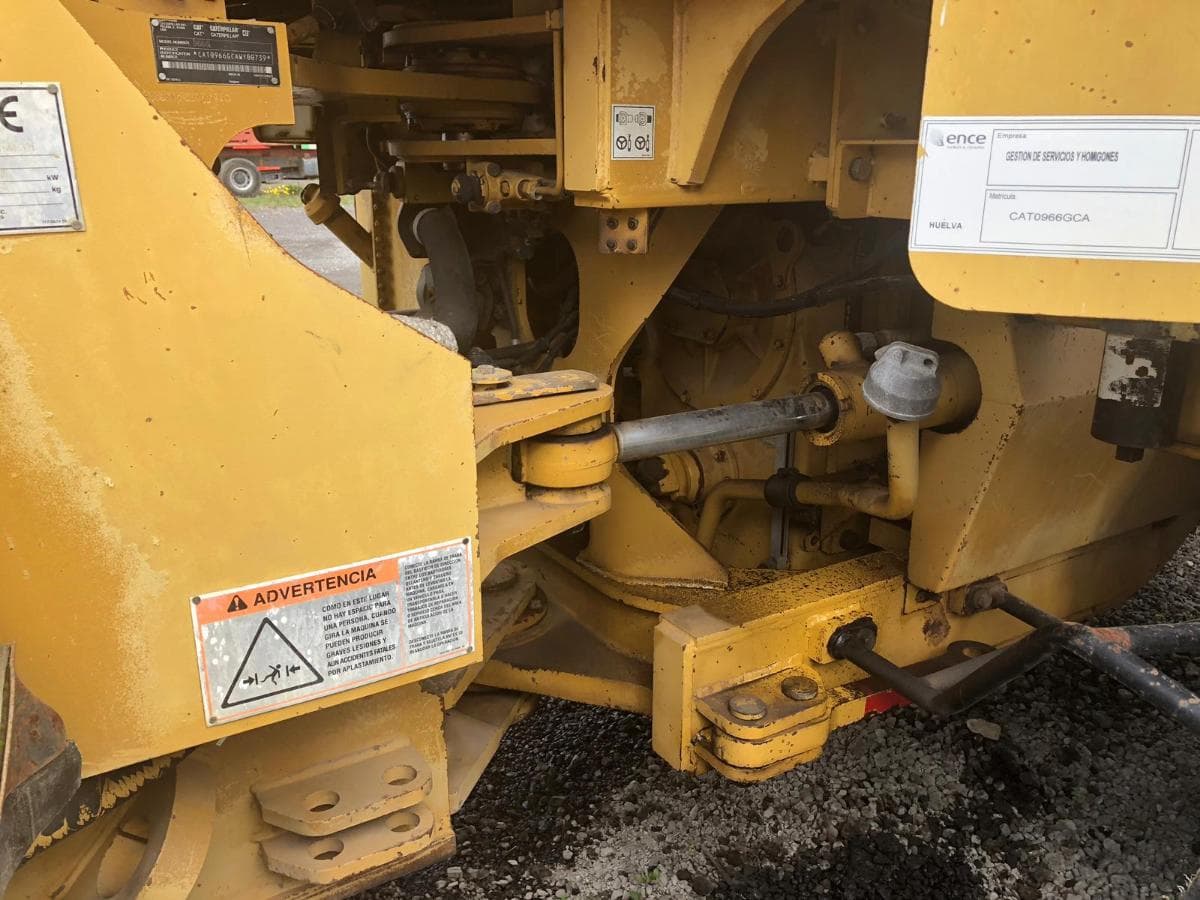 Pala Caterpillar 966G — imagem 7